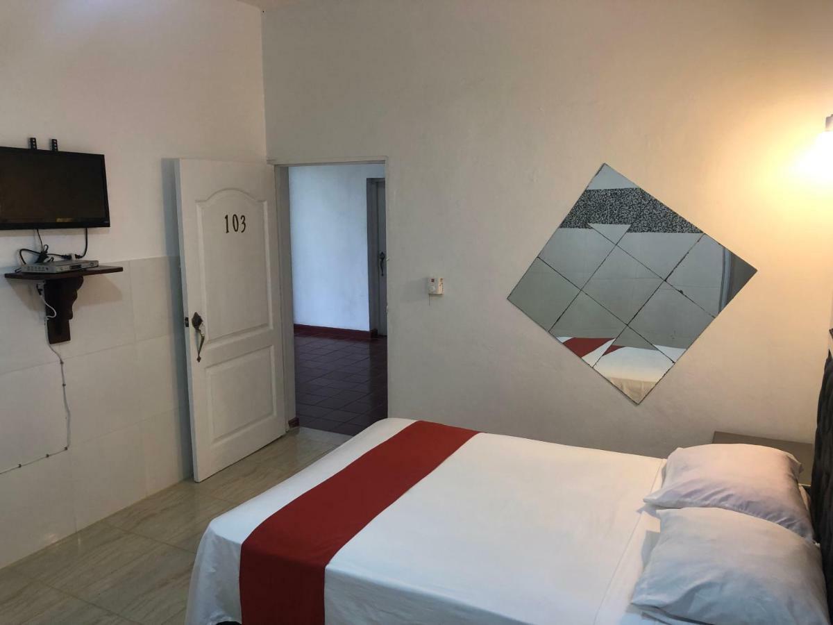 Bocachica Beach Hotel Бока-Чика Экстерьер фото